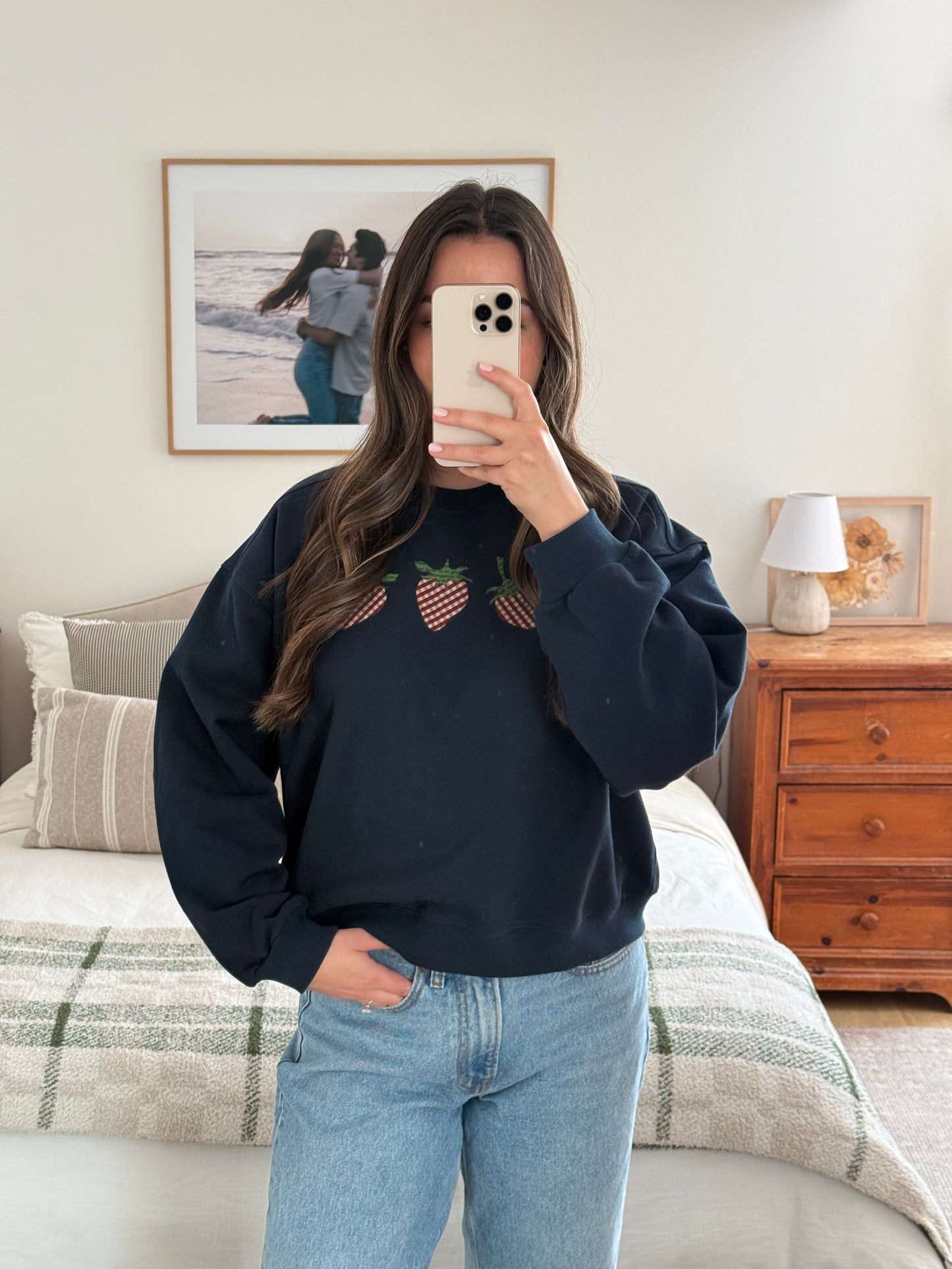 Strawberry Fields Crewneck, Navy